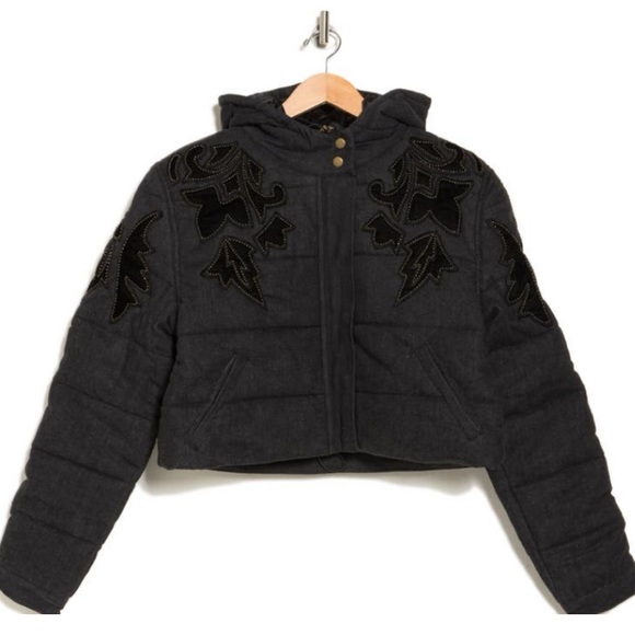 Free People Fleur de Lis Denim Cropped Puffer Jacket Size Medium - Picture 3 of 9